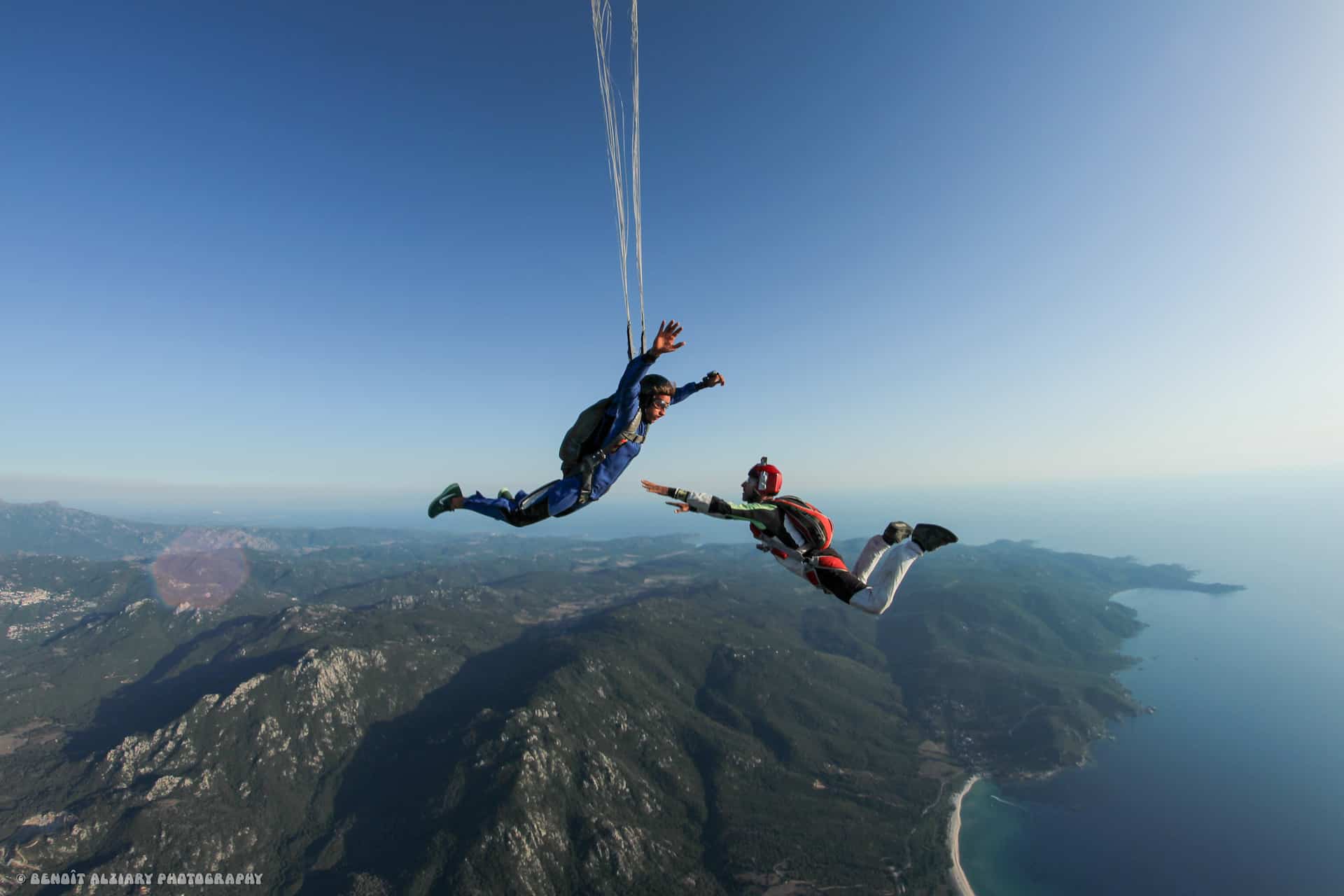 Saut parachute formation paca en Corse