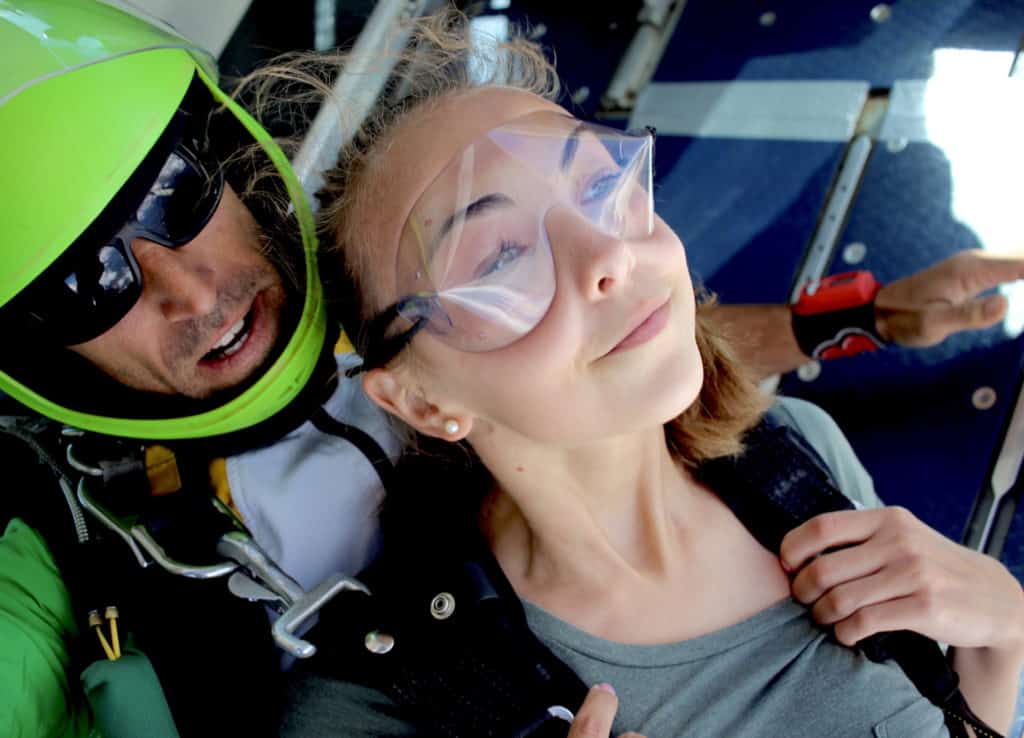 Saut en parachute pour Enterrement de Vie de Jeune Fille